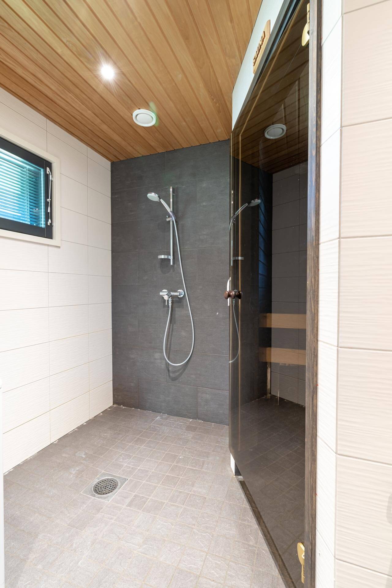 himoslomat_golfarinkunnas_6a_200826175011
