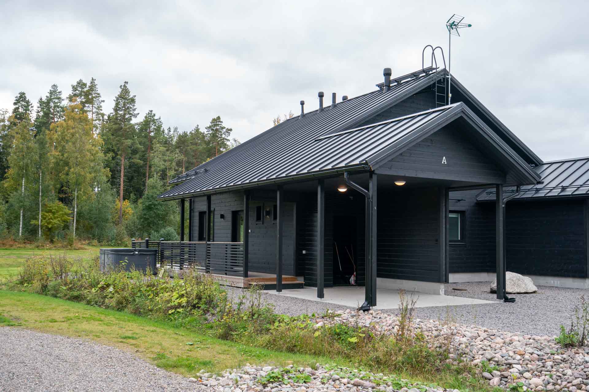 HimosLomat_Salavantakunen-3A_3
