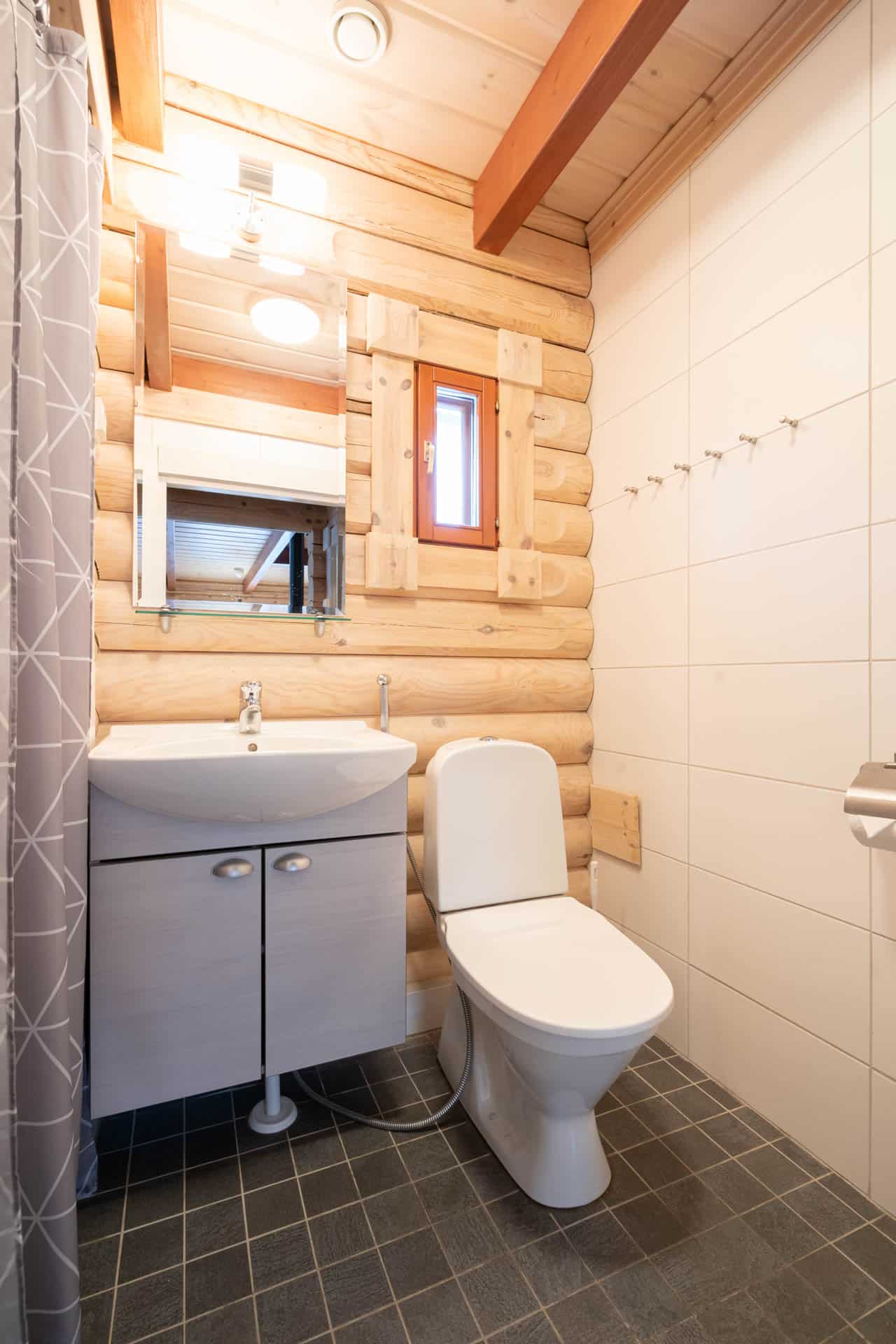 2023_laaksonhelmi1_11
