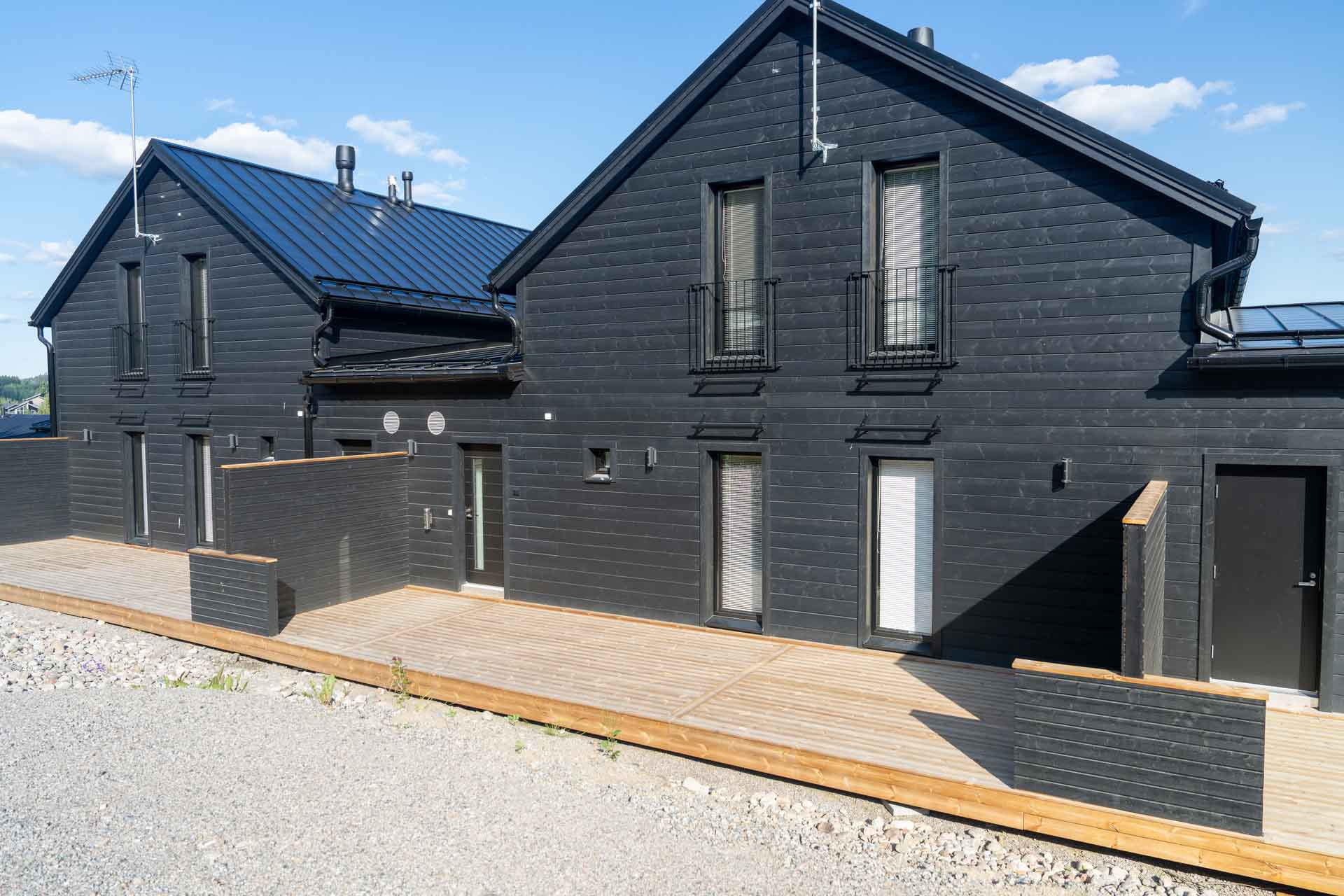 2025_villaluxushelmi_kesa6
