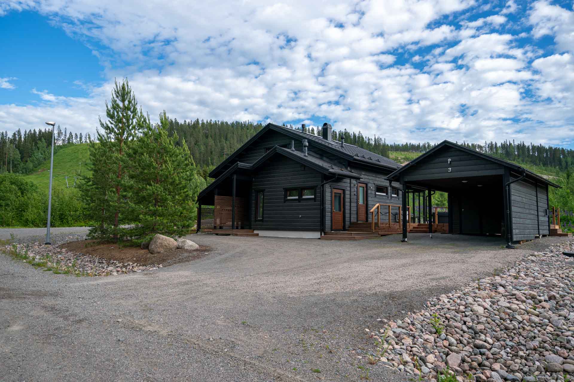 Villa-Helmiina_autotalli
